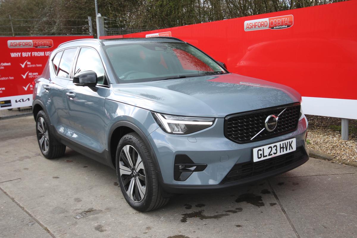 Main listing image - Volvo XC40 Recharge