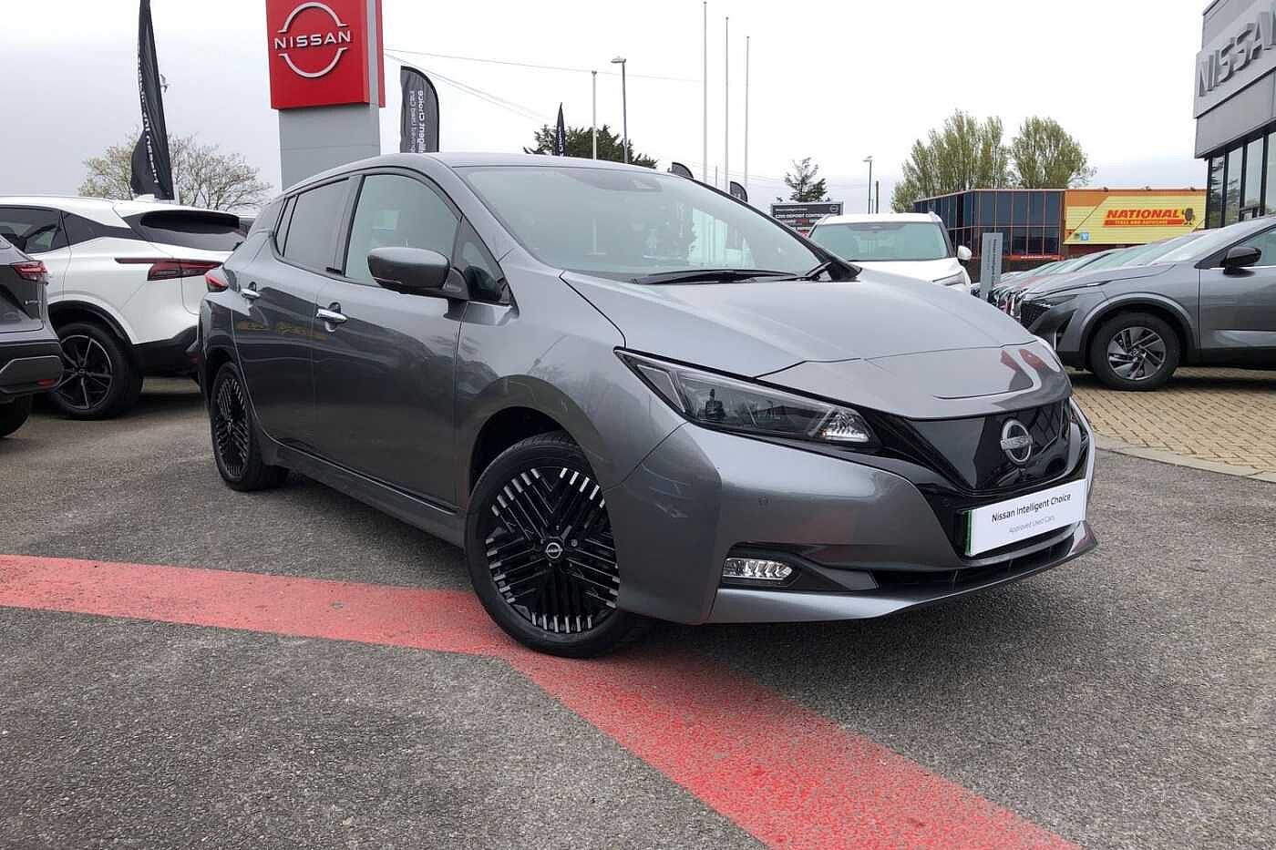 Main listing image - Nissan Leaf