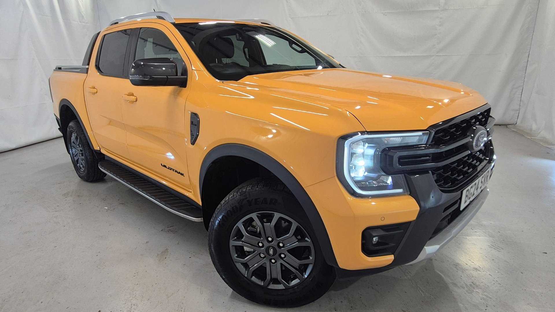 Main listing image - Ford Ranger