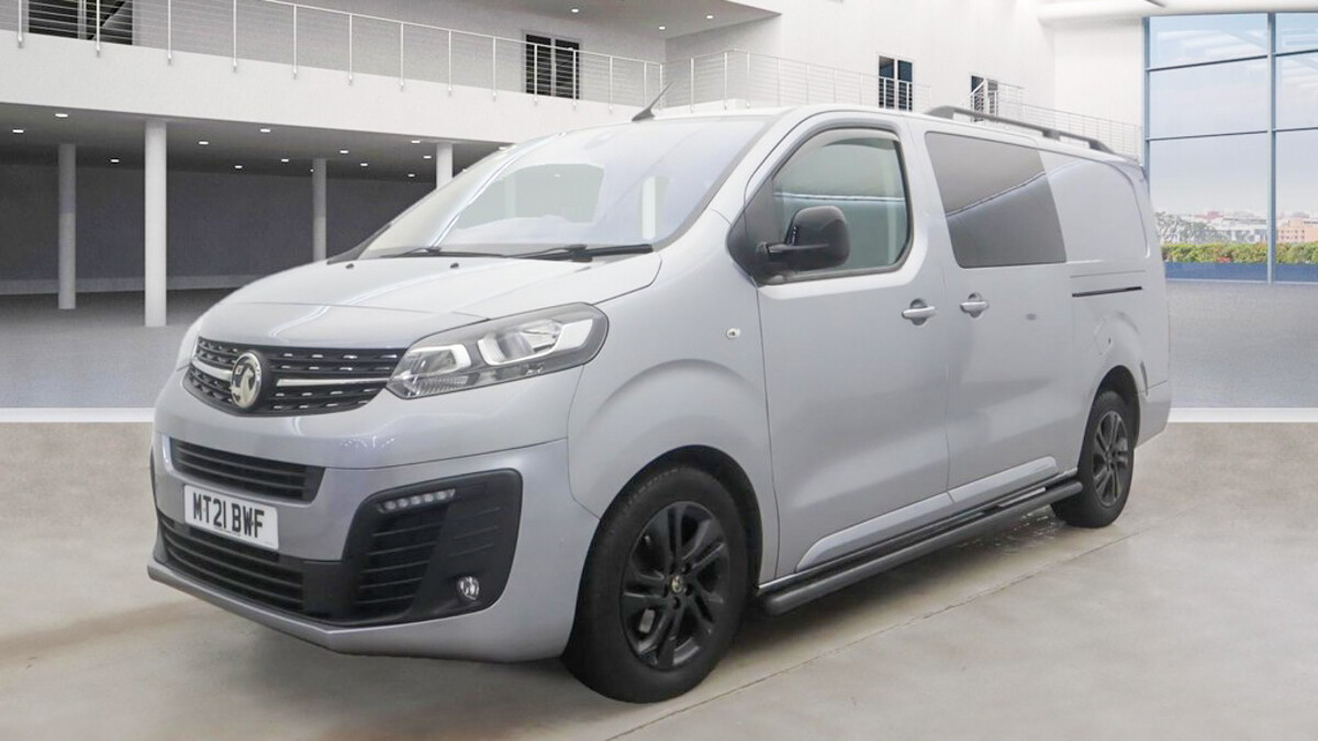 Main listing image - Vauxhall Vivaro