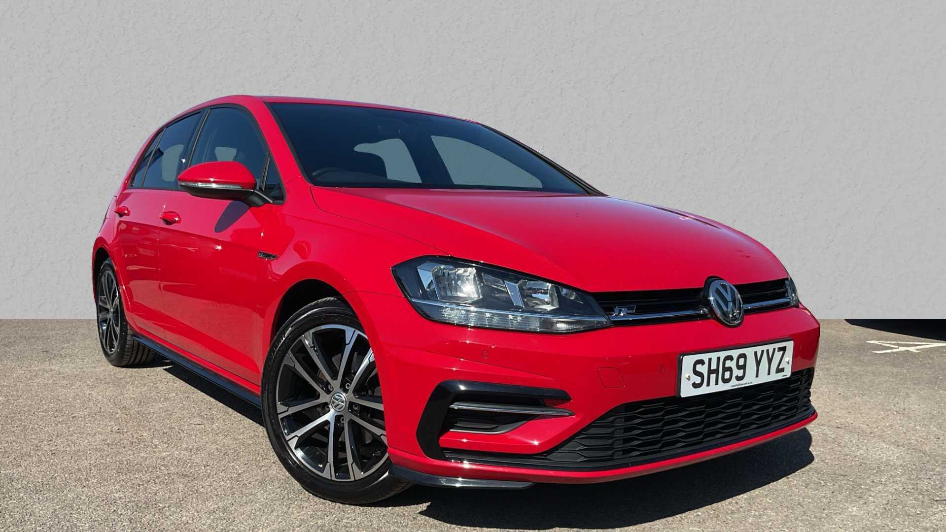 Main listing image - Volkswagen Golf