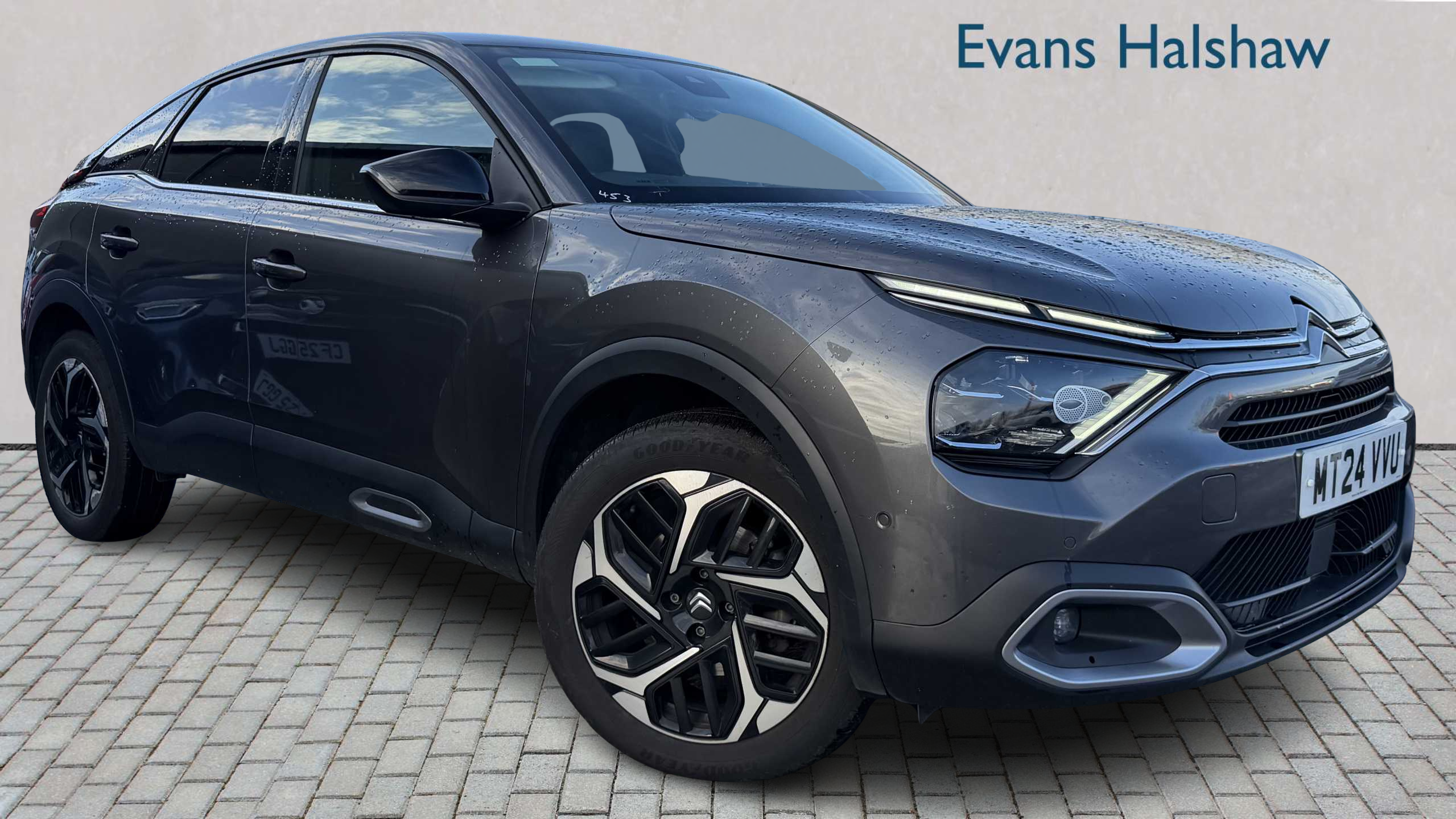 Main listing image - Citroen C4