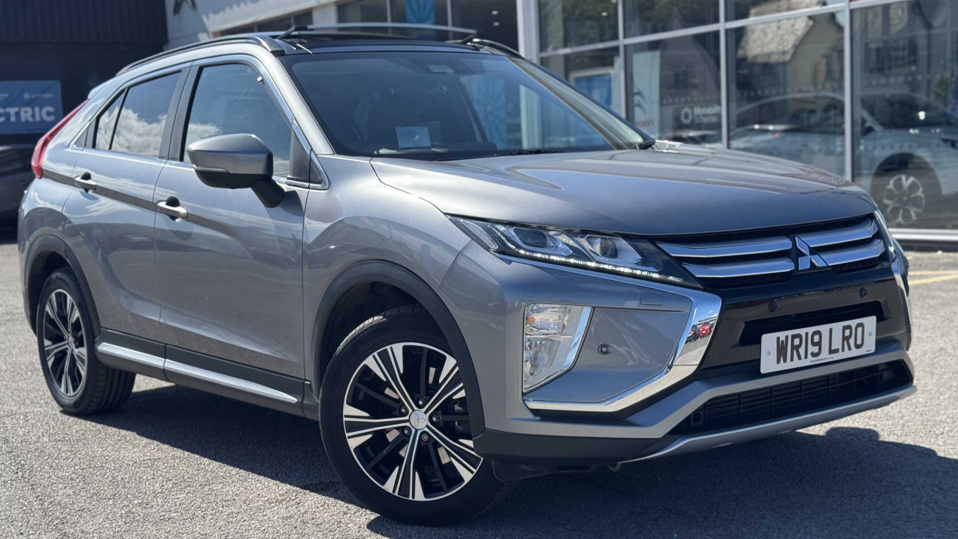 Main listing image - Mitsubishi Eclipse Cross