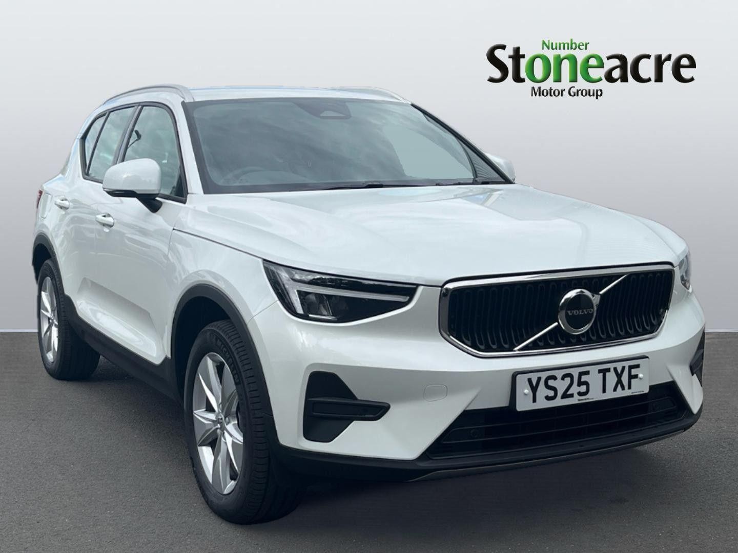 Main listing image - Volvo XC40