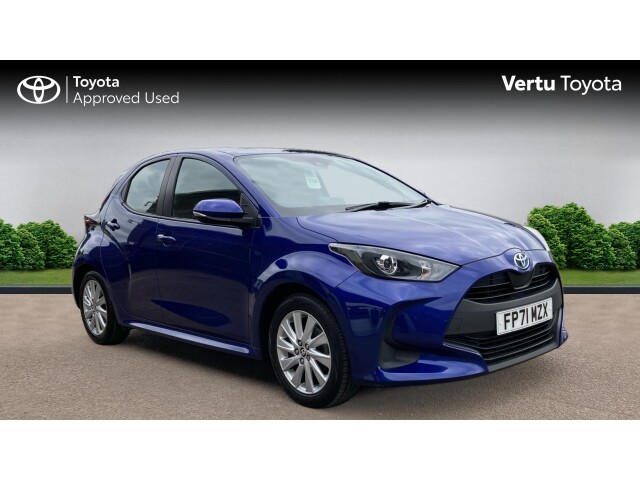 Main listing image - Toyota Yaris