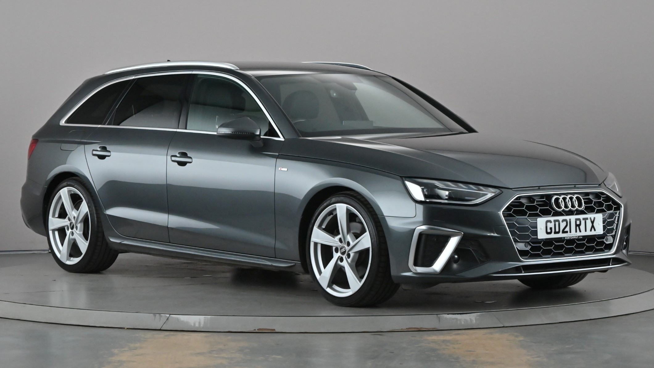 Main listing image - Audi A4 Avant