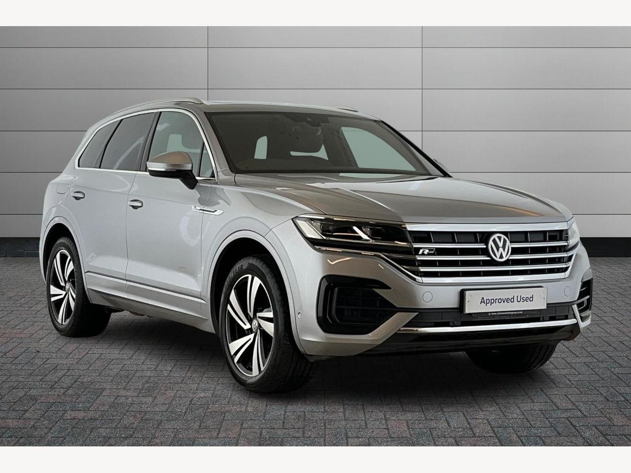 Main listing image - Volkswagen Touareg