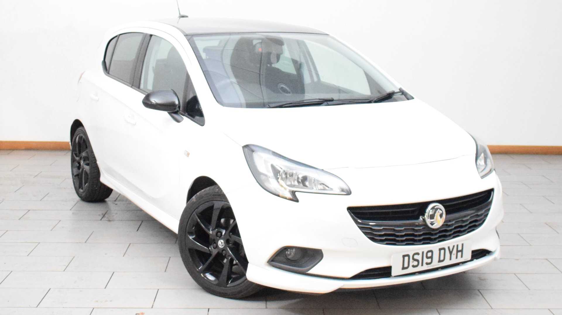 Main listing image - Vauxhall Corsa