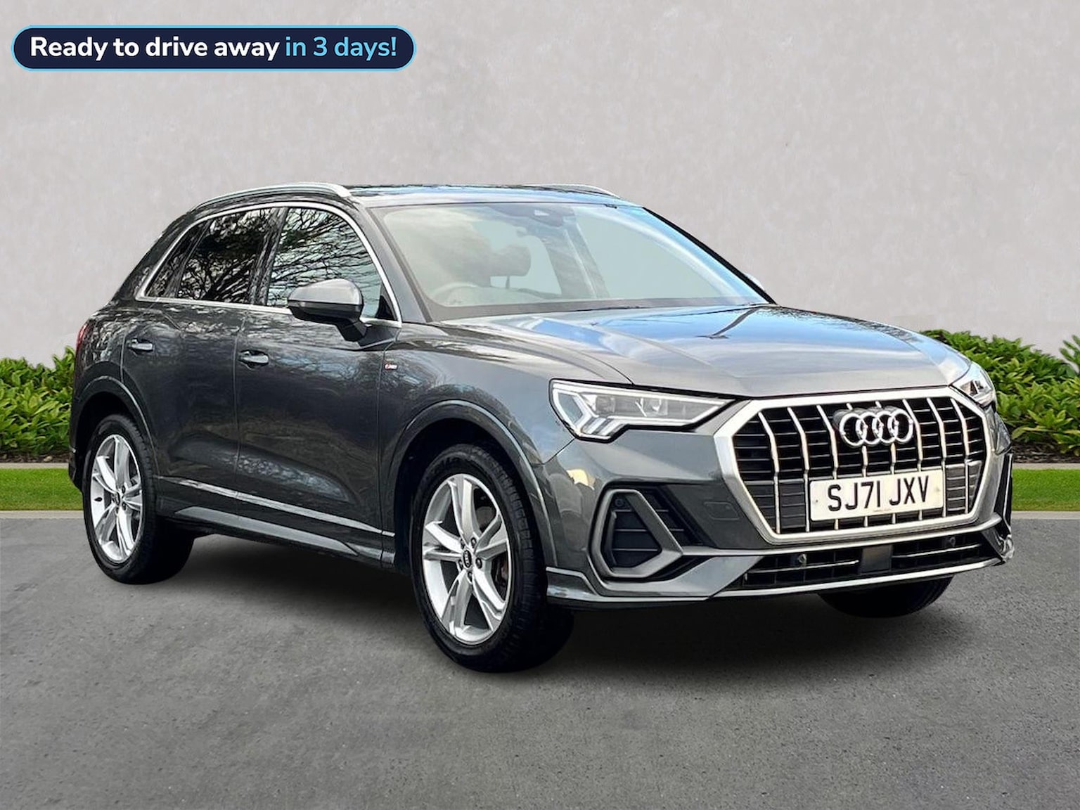 Main listing image - Audi Q3