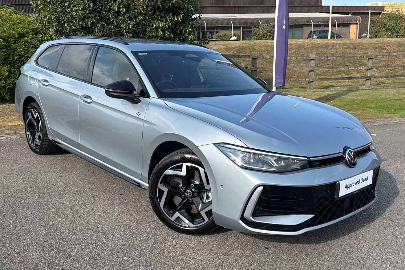 Main listing image - Volkswagen Passat Estate