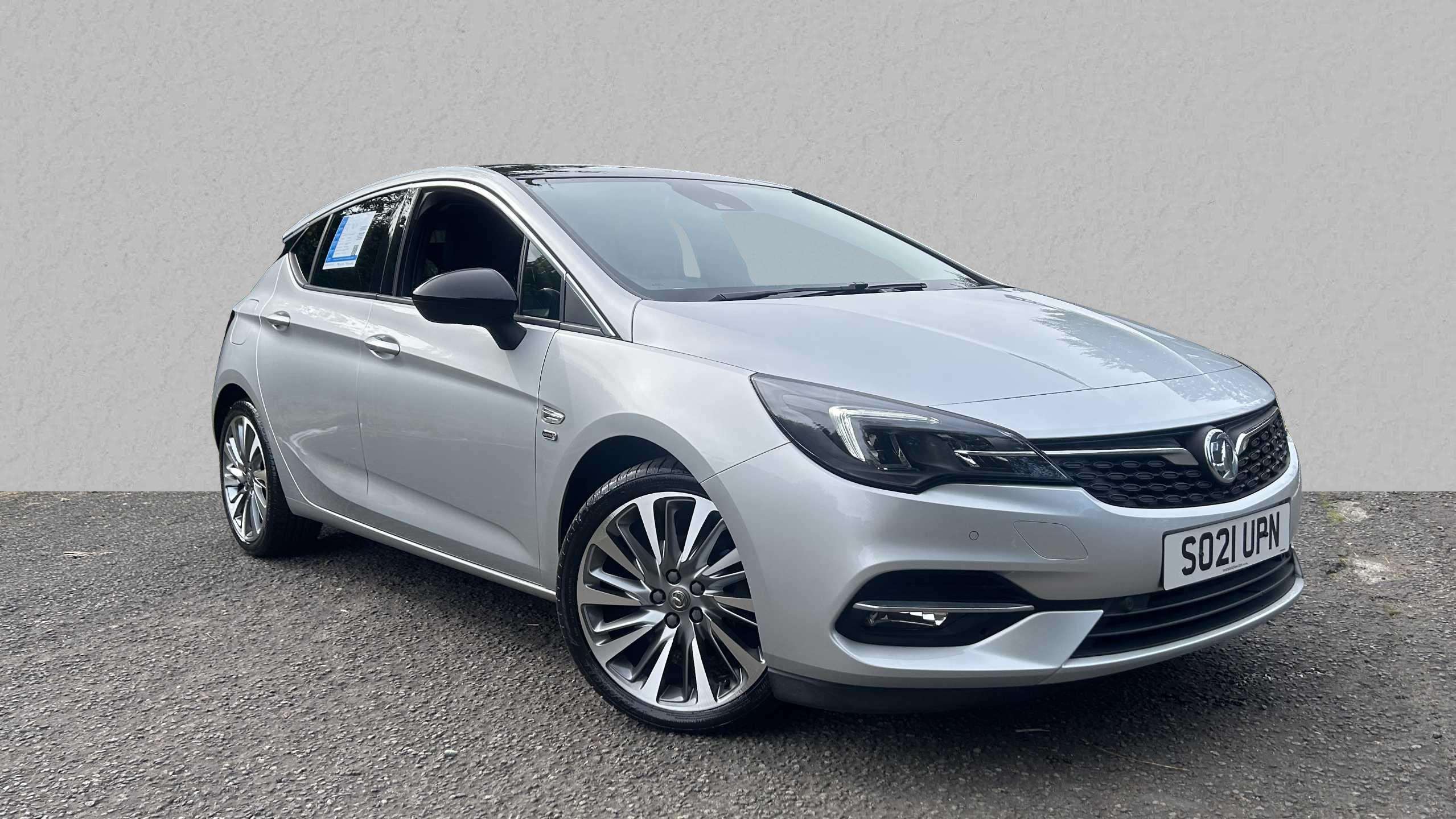 Main listing image - Vauxhall Astra