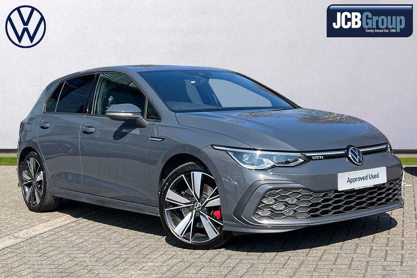 Main listing image - Volkswagen Golf
