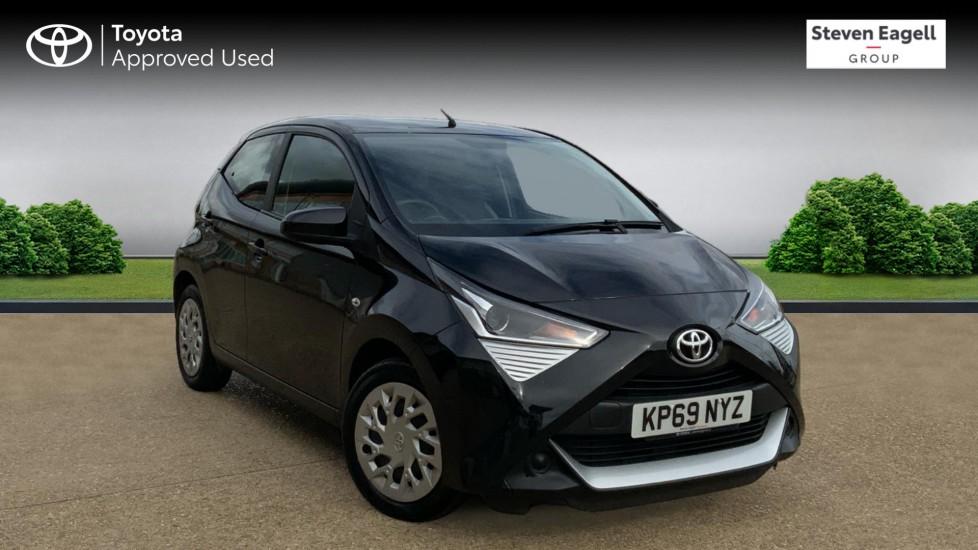 Main listing image - Toyota Aygo