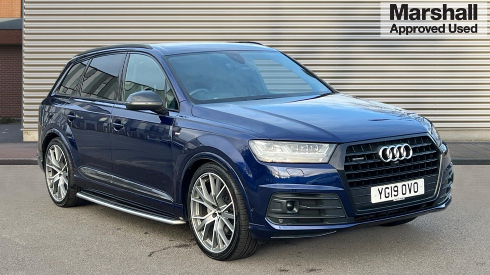 Main listing image - Audi Q7