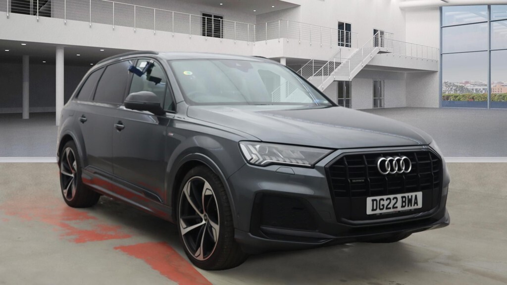 Main listing image - Audi Q7