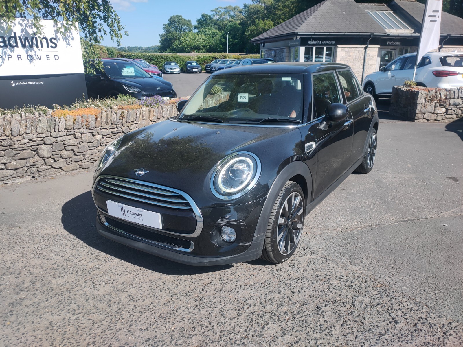 Main listing image - MINI Hatchback 5dr