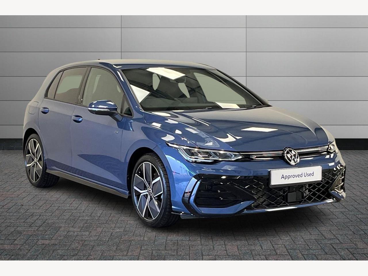 Main listing image - Volkswagen Golf