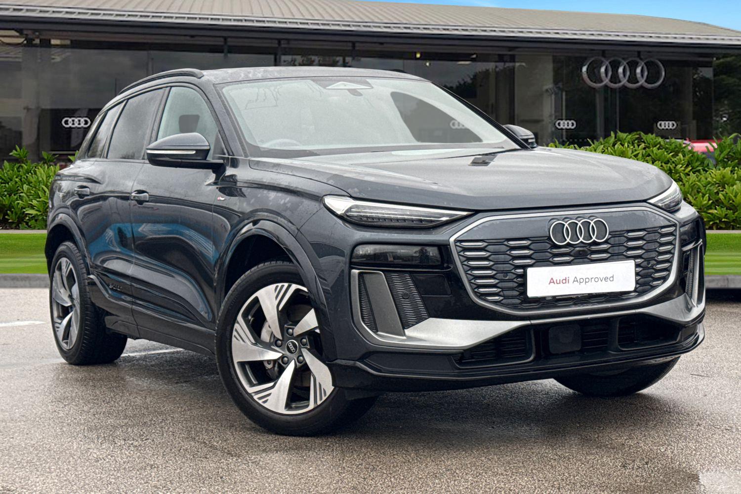 Main listing image - Audi Q6 e-tron