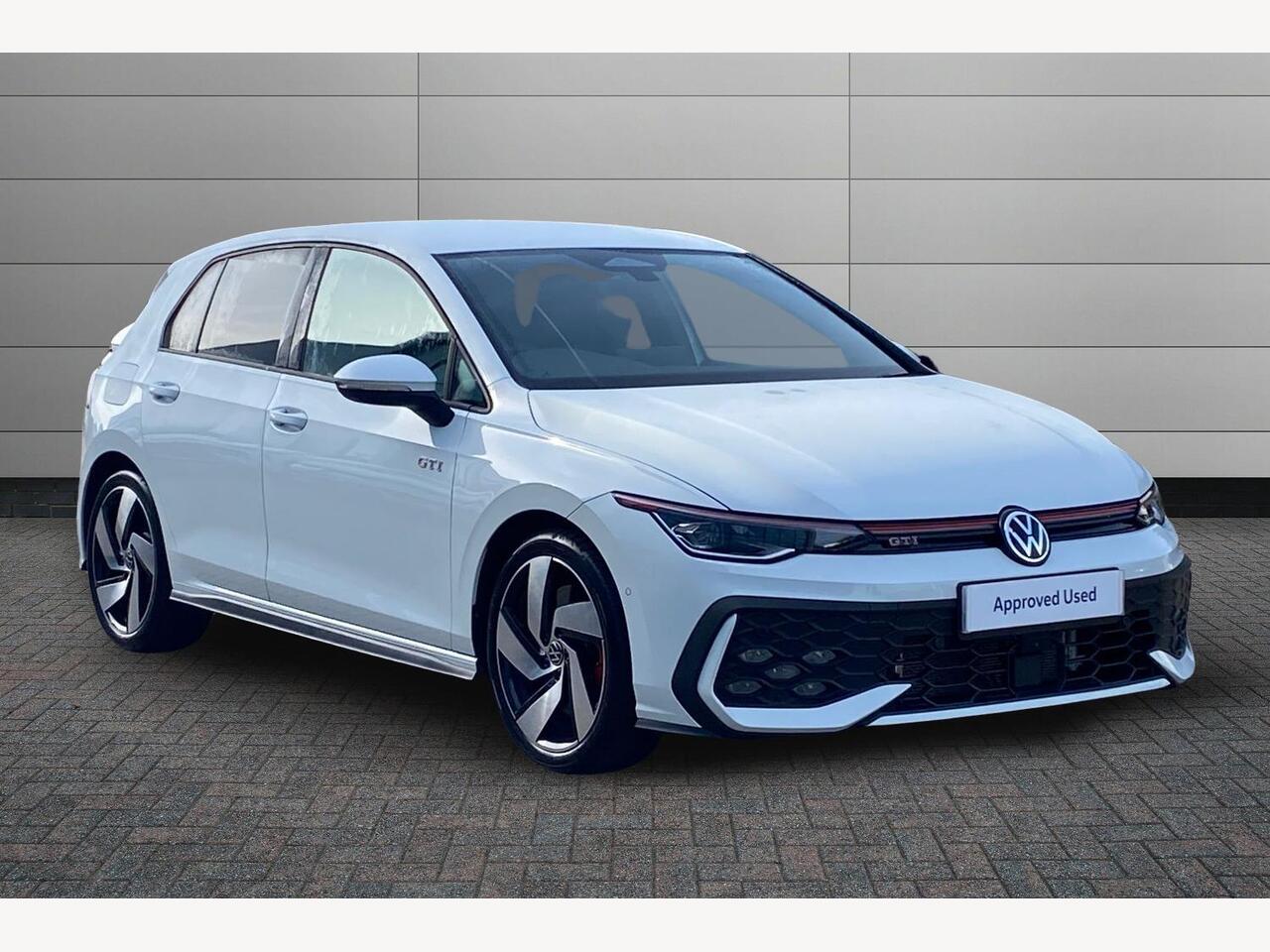 Main listing image - Volkswagen Golf