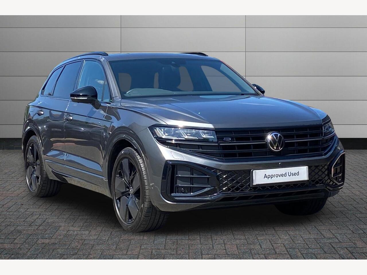 Main listing image - Volkswagen Touareg