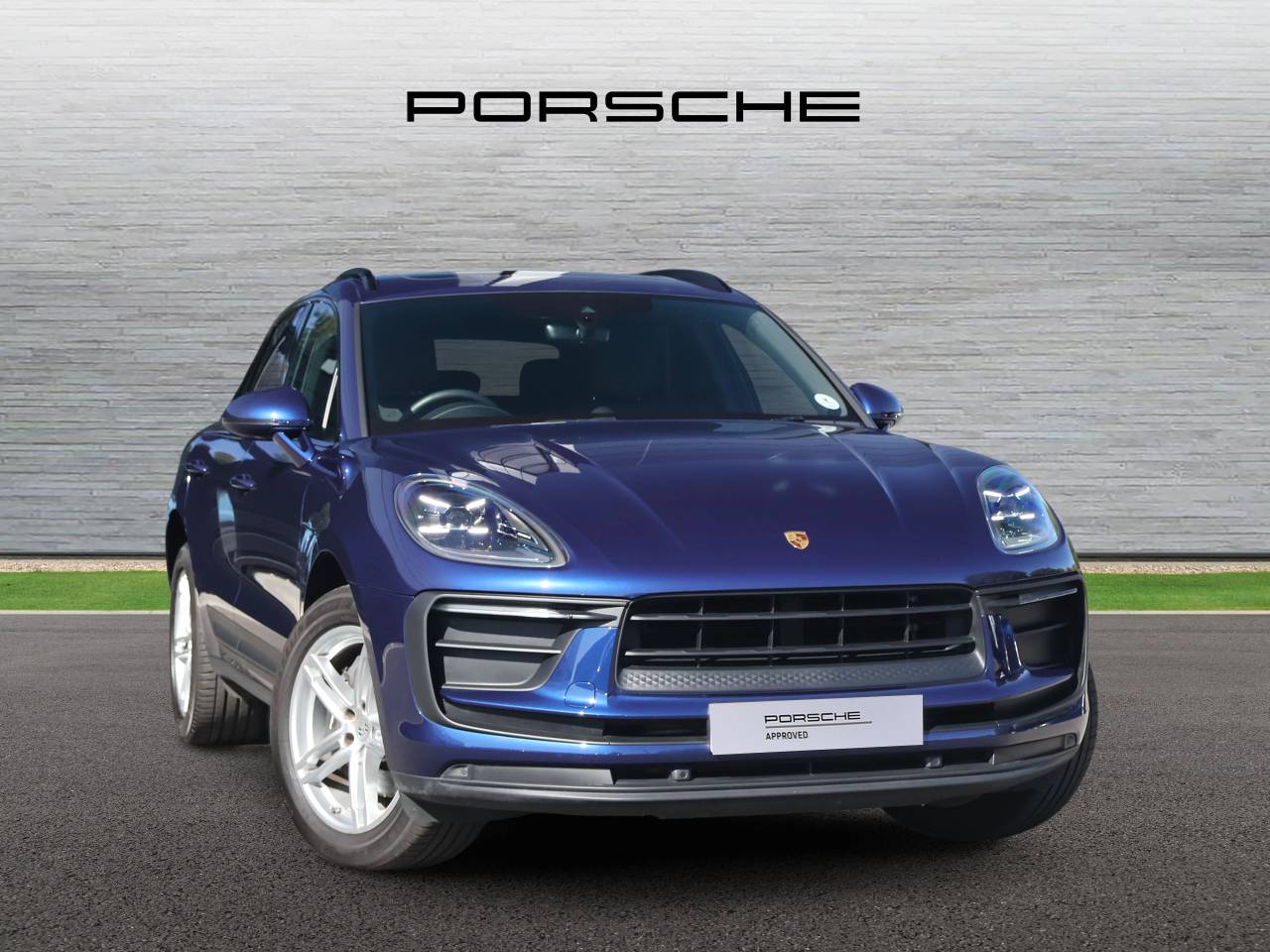 Main listing image - Porsche Macan