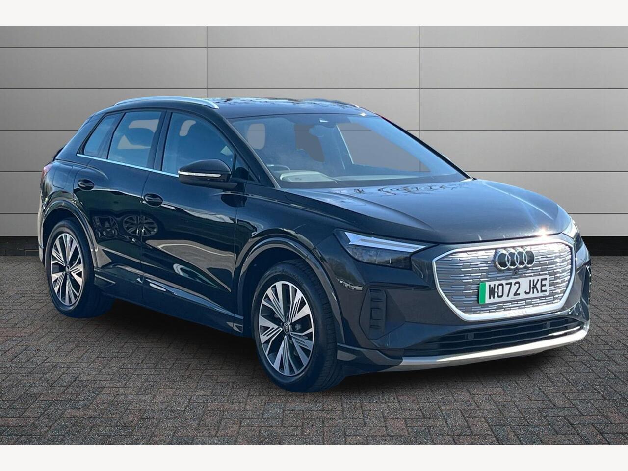 Main listing image - Audi Q4