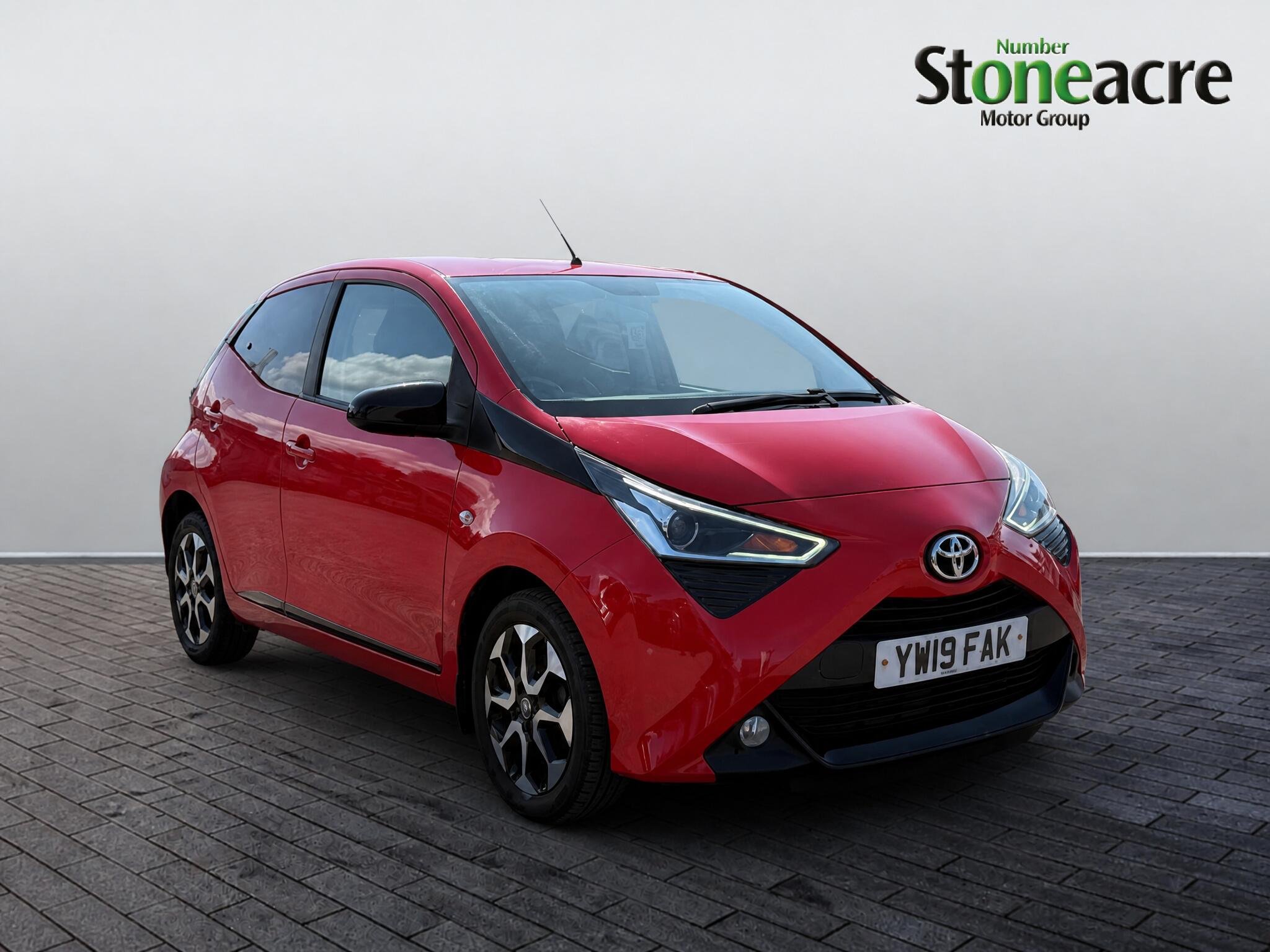 Main listing image - Toyota Aygo