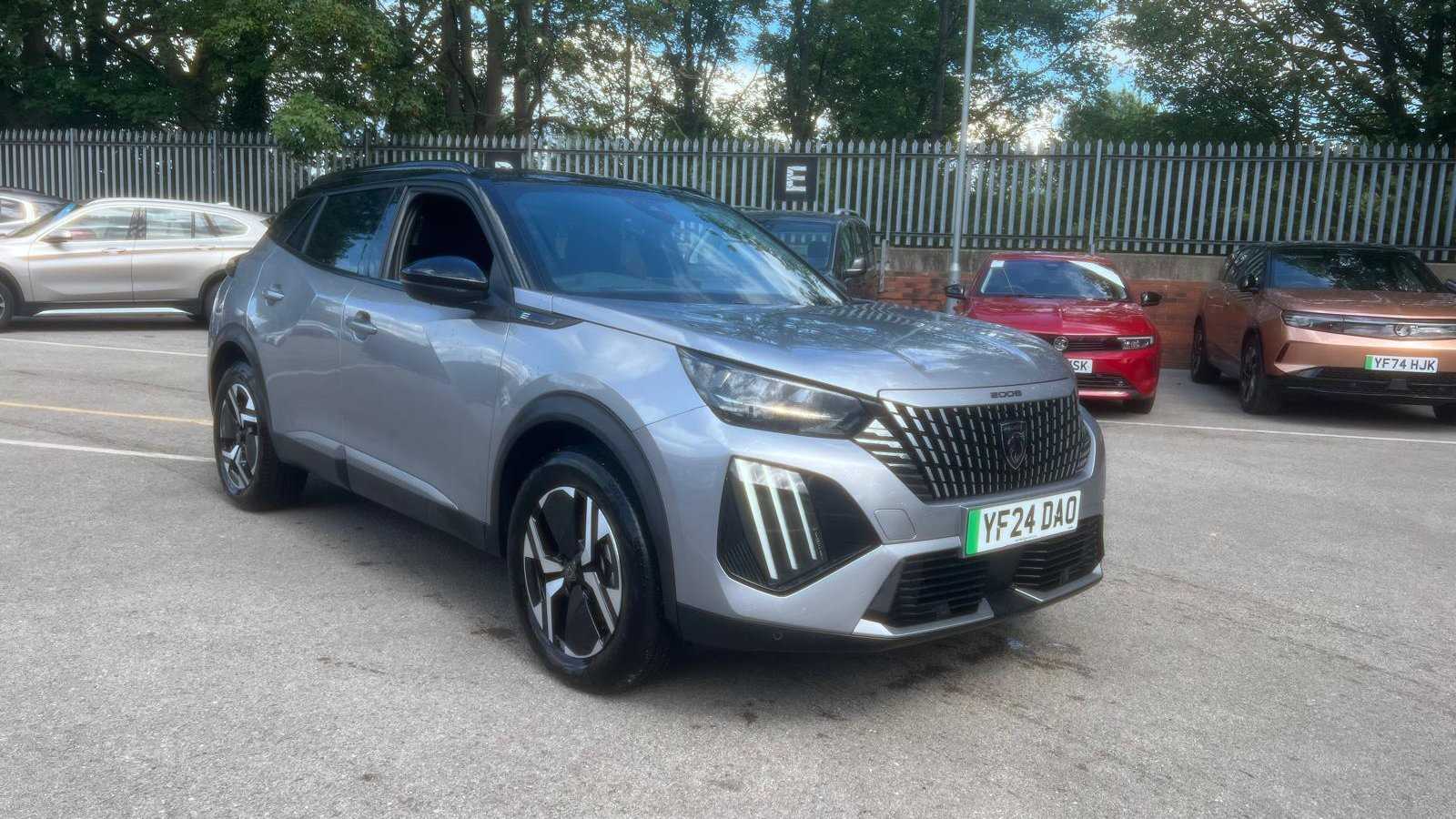 Main listing image - Peugeot e-2008