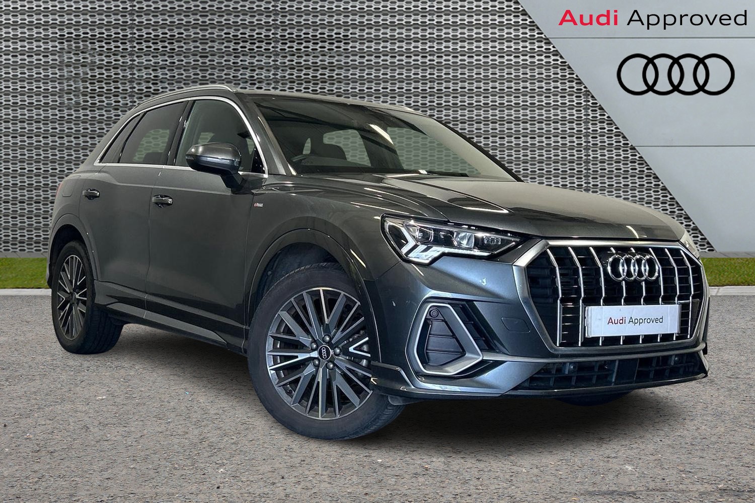 Main listing image - Audi Q3