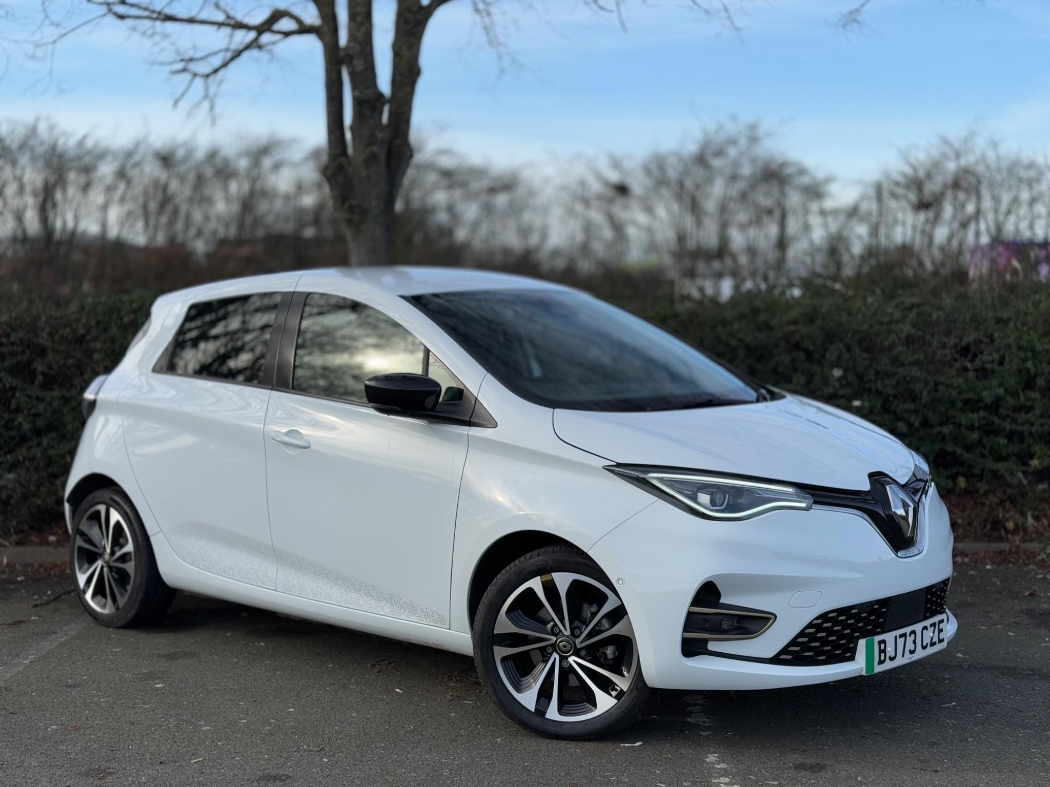 Main listing image - Renault Zoe