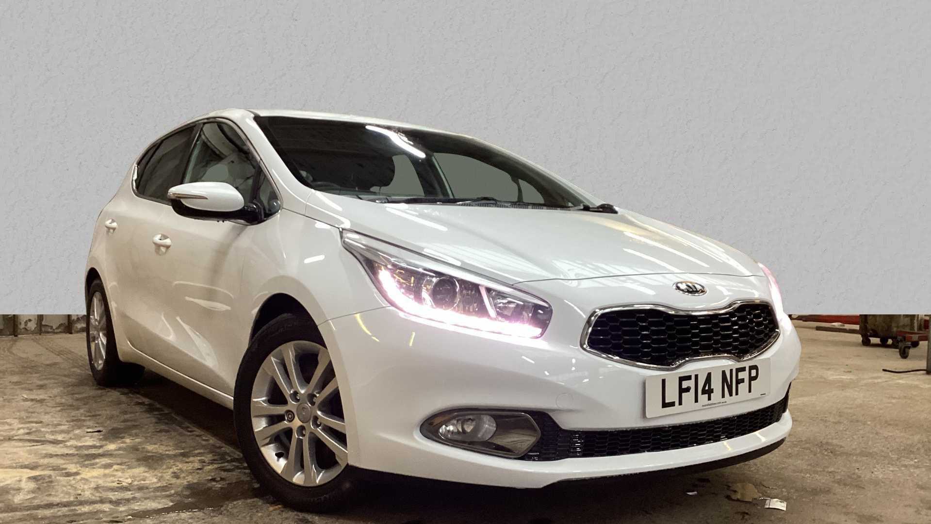 Main listing image - Kia Ceed