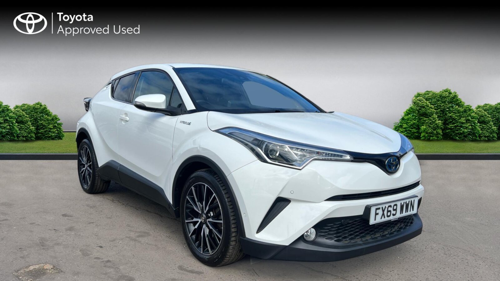 Main listing image - Toyota C-HR