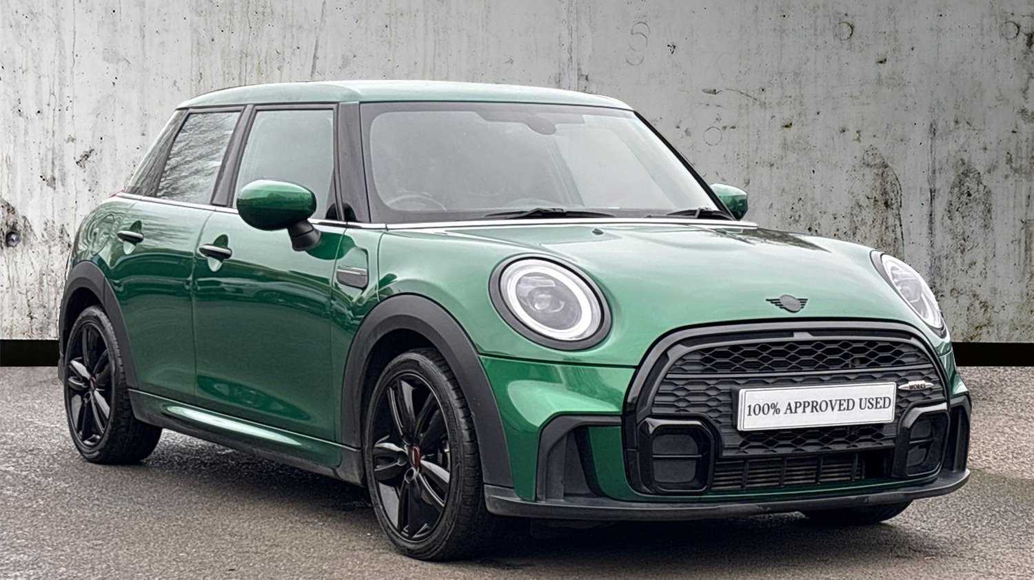 Main listing image - MINI Hatchback 5dr