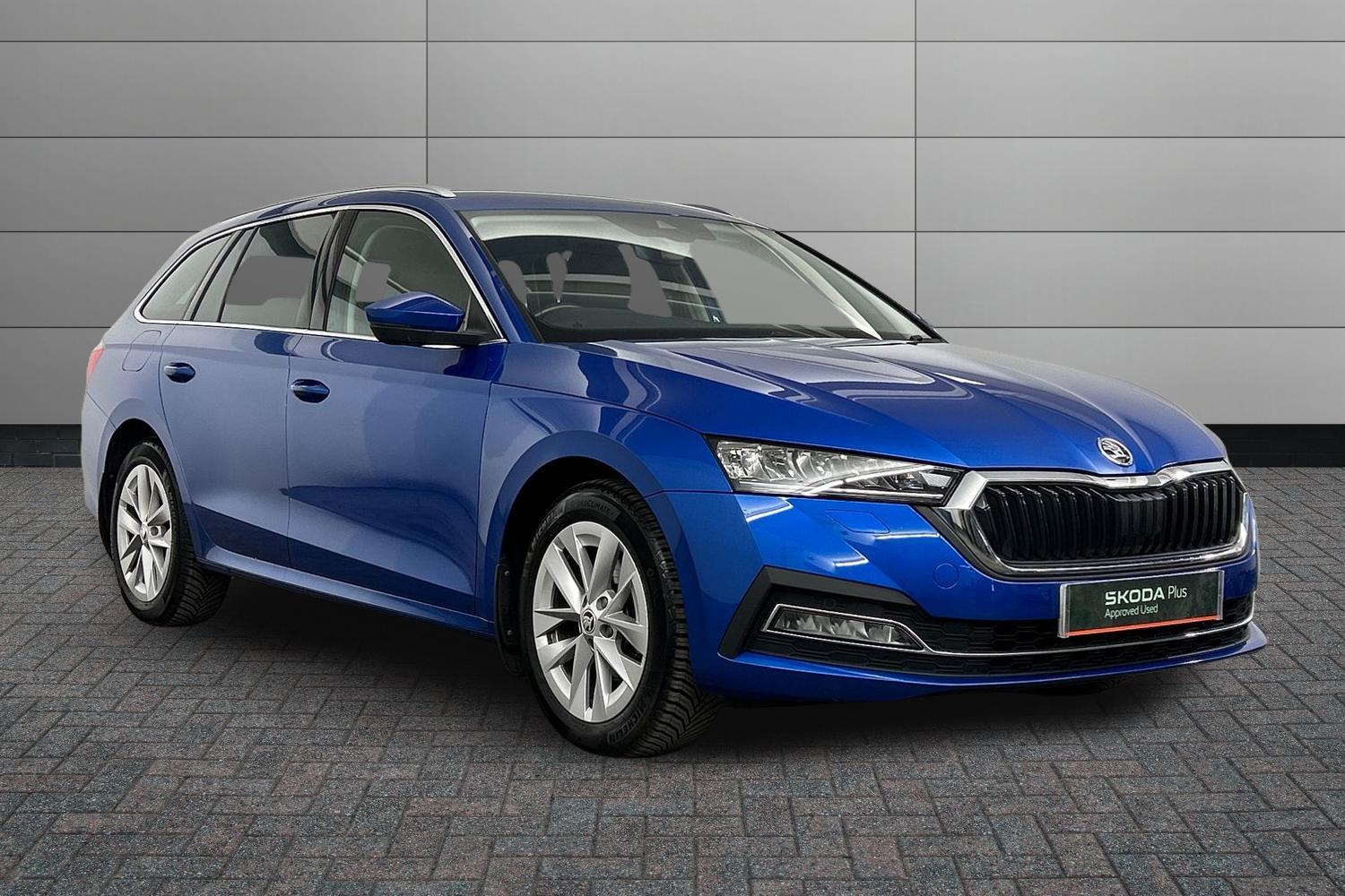 Main listing image - Skoda Octavia Estate