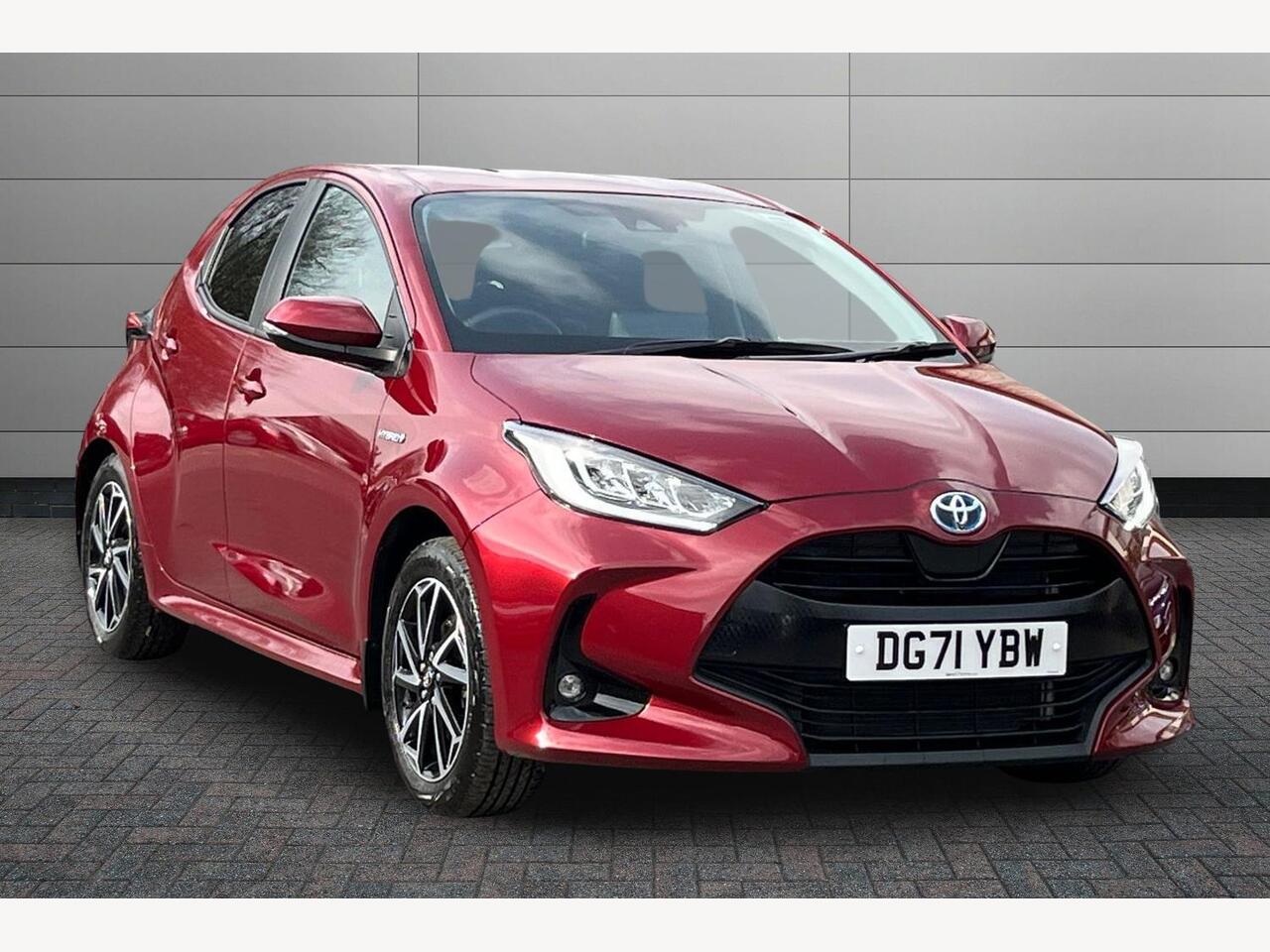 Main listing image - Toyota Yaris