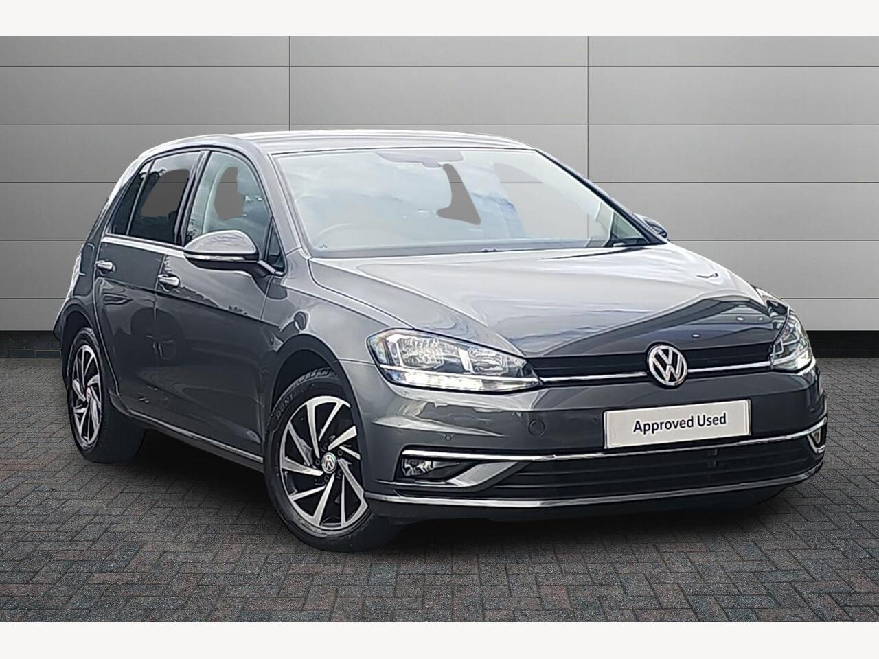 Main listing image - Volkswagen Golf