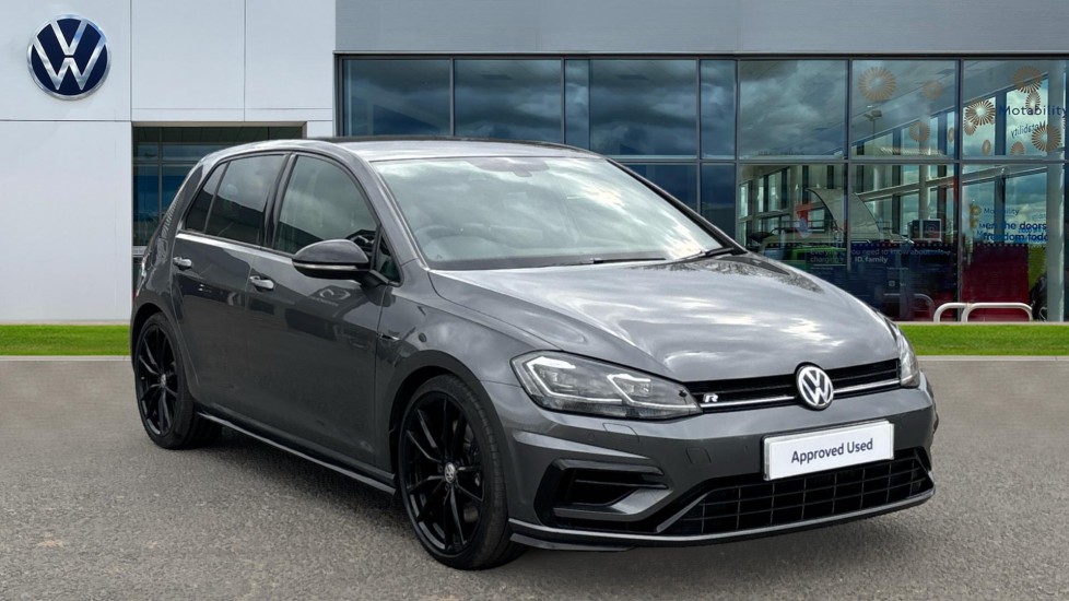 Main listing image - Volkswagen Golf R