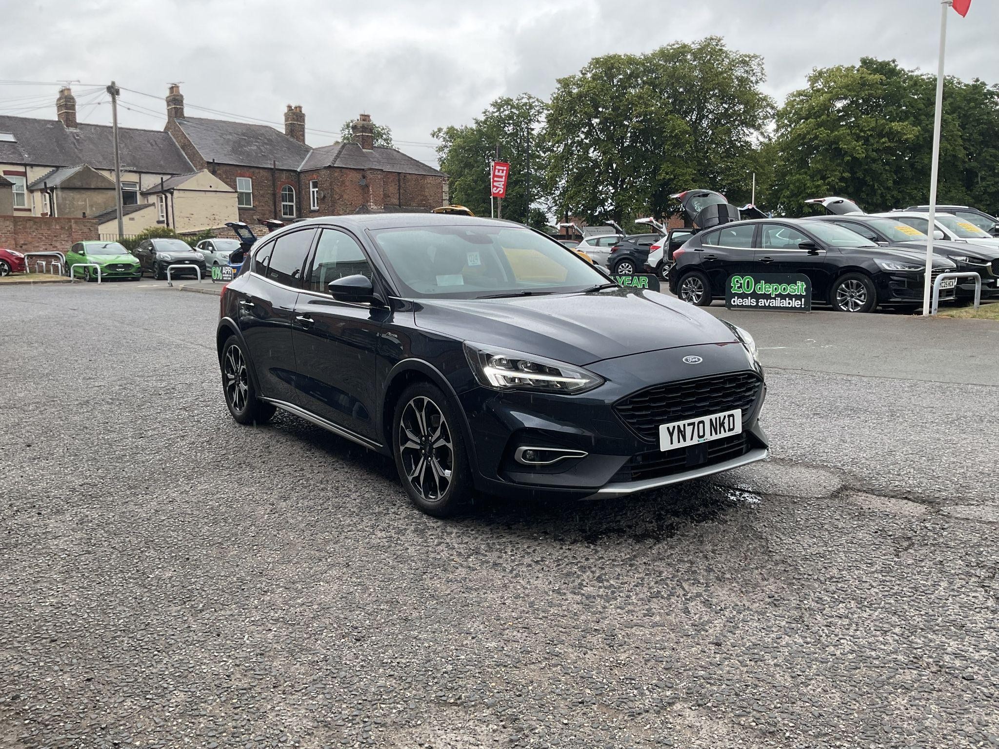 Main listing image - Ford Focus Active
