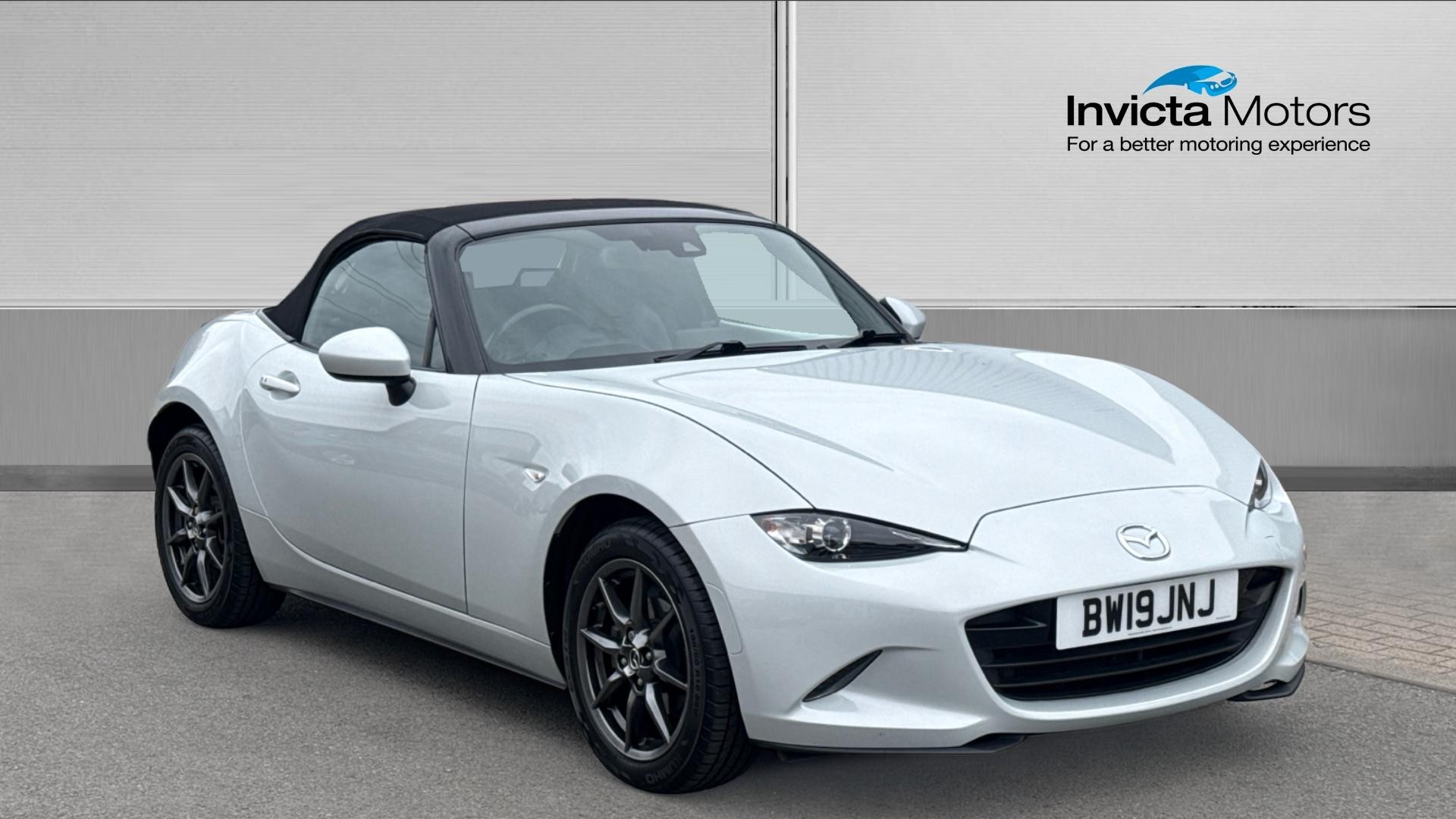 Main listing image - Mazda MX-5