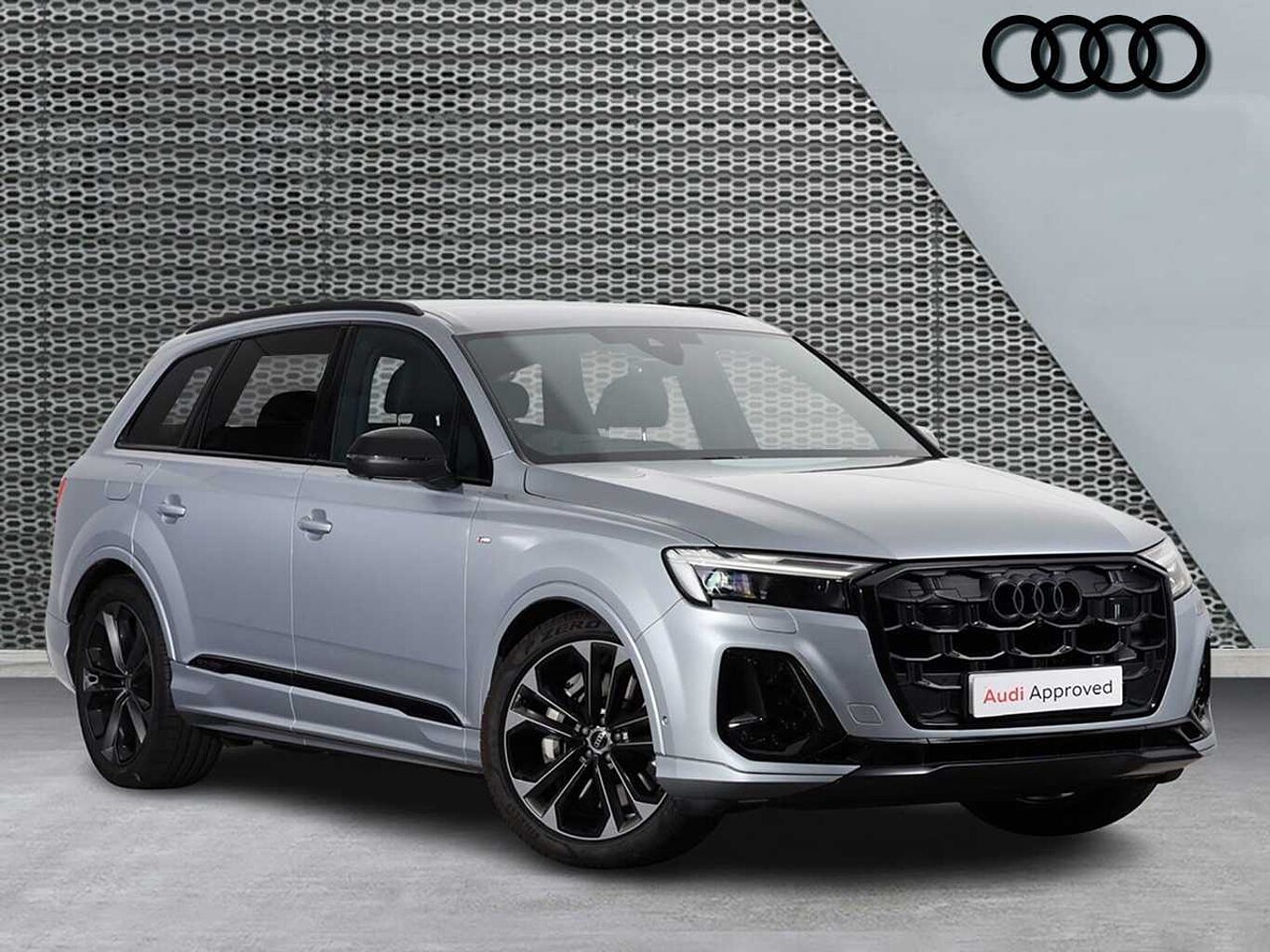 Main listing image - Audi Q7