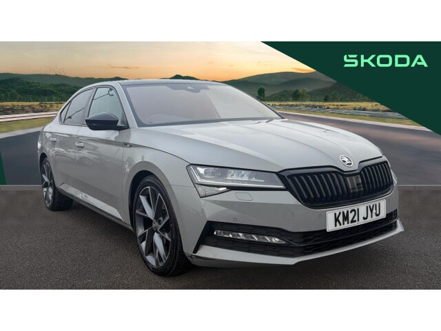 Main listing image - Skoda Superb