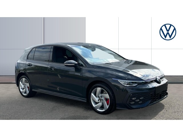Main listing image - Volkswagen Golf GTE