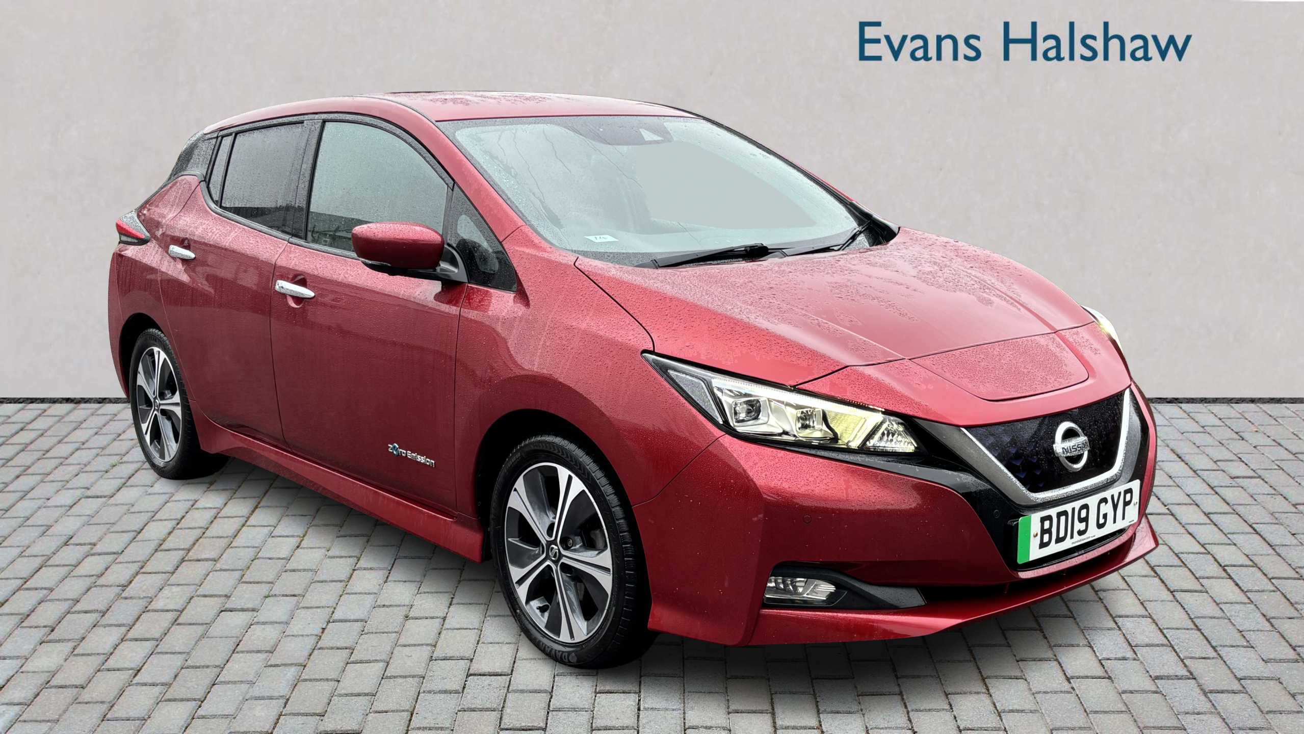 Main listing image - Nissan Leaf