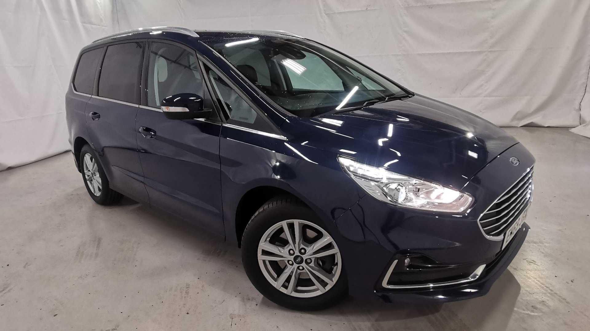 Main listing image - Ford Galaxy