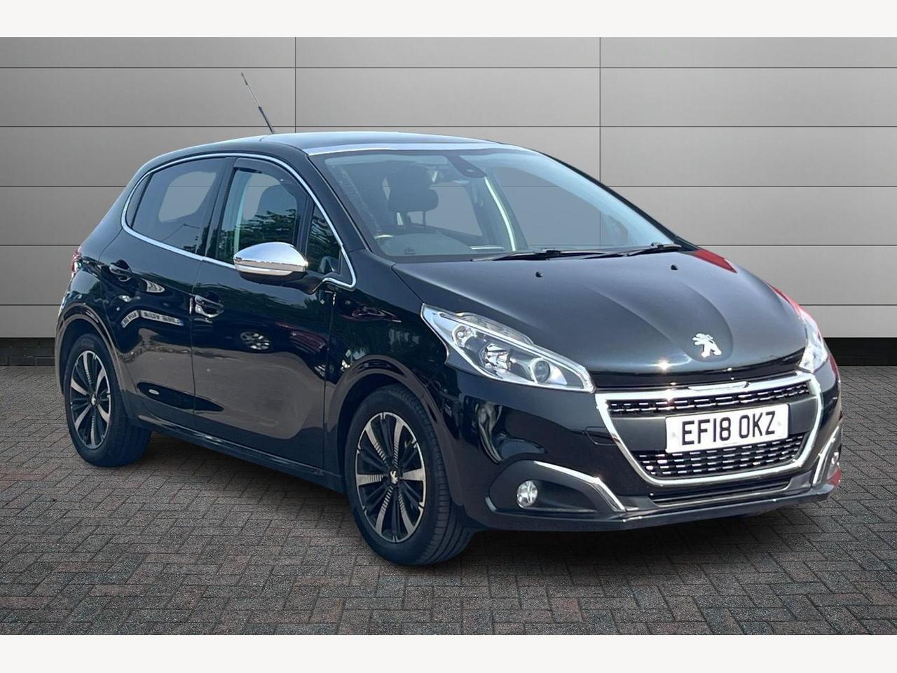 Main listing image - Peugeot 208
