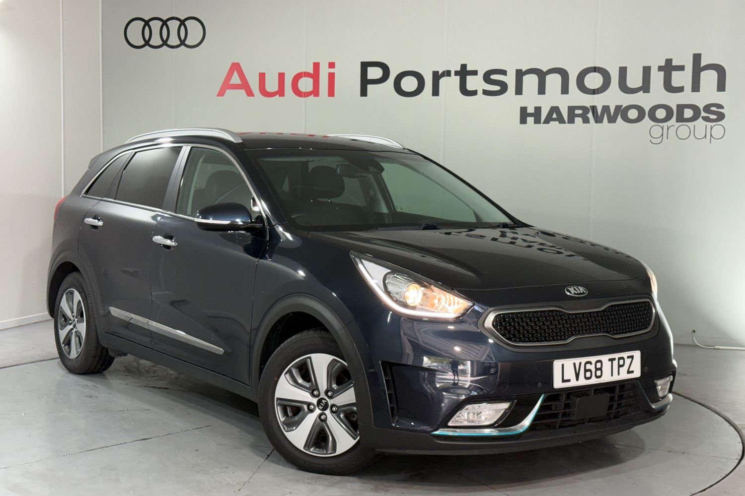 Main listing image - Kia Niro