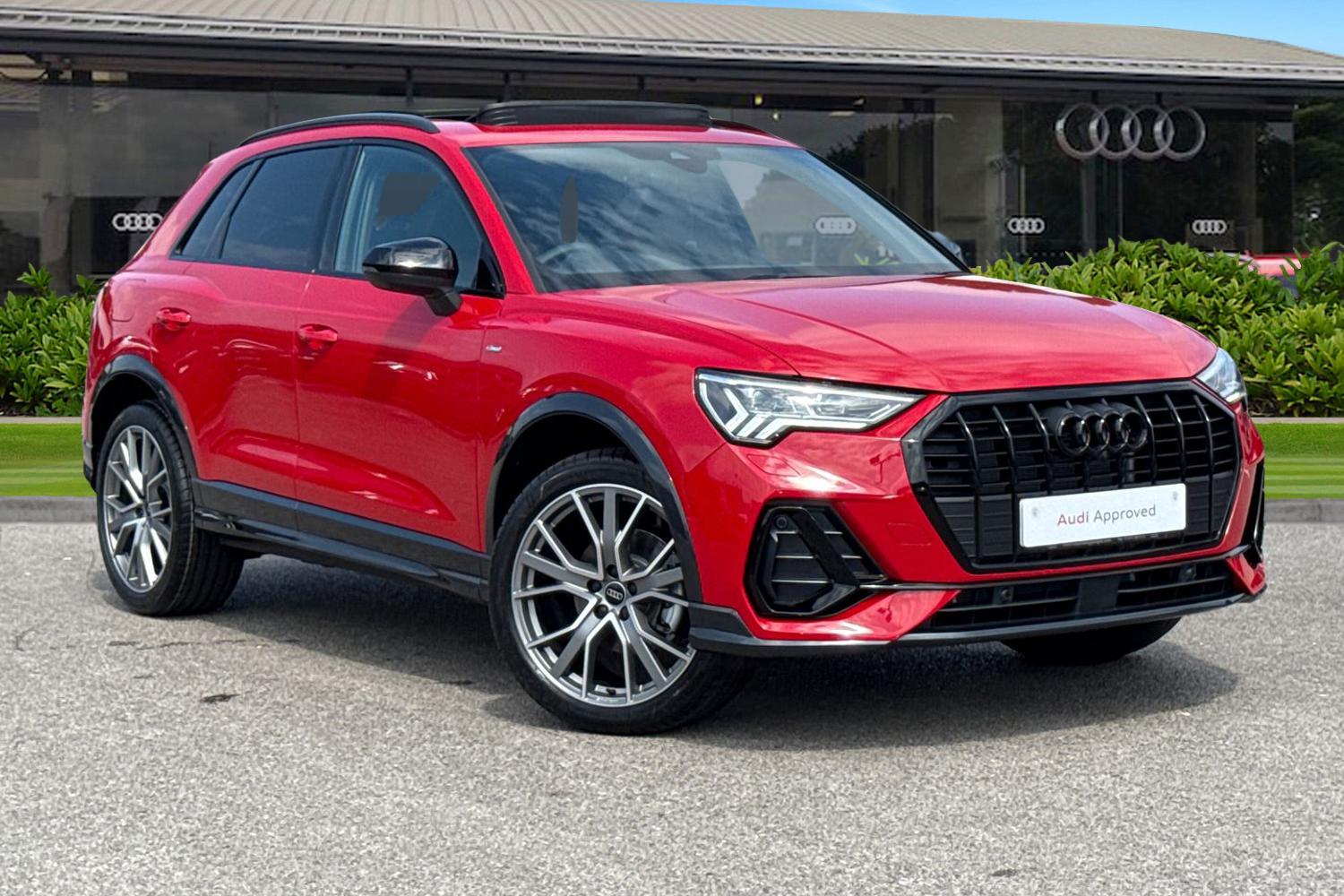 Main listing image - Audi Q3