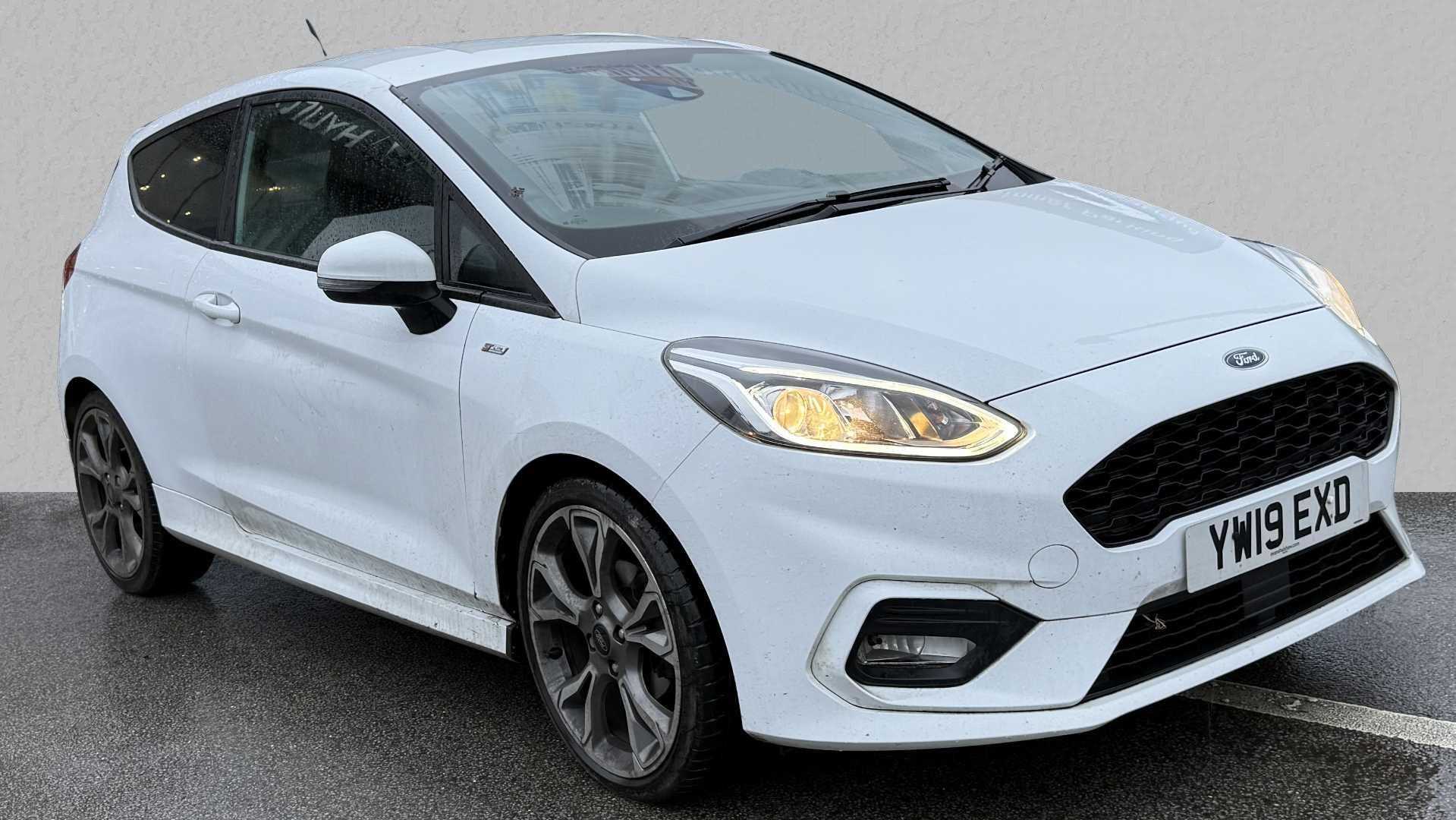 Main listing image - Ford Fiesta