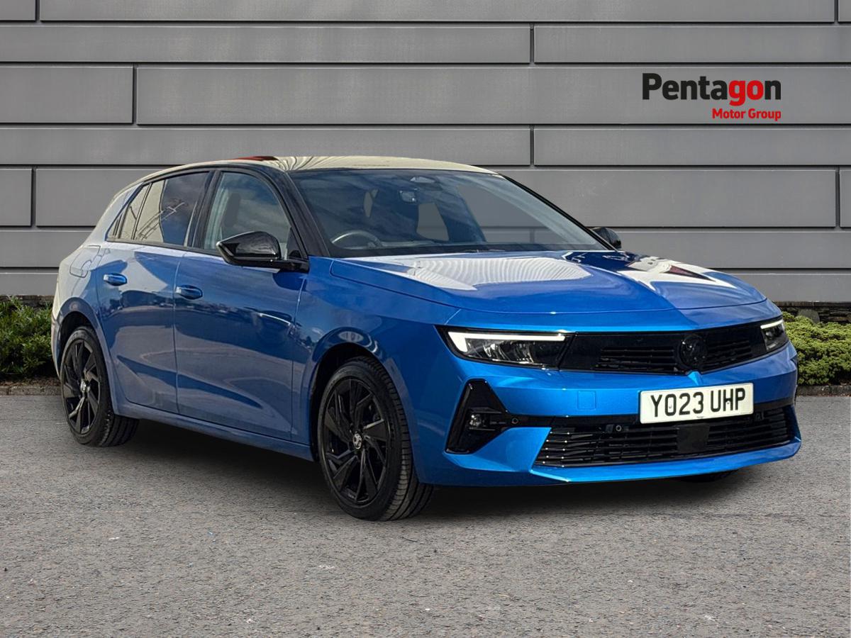 Main listing image - Vauxhall Astra