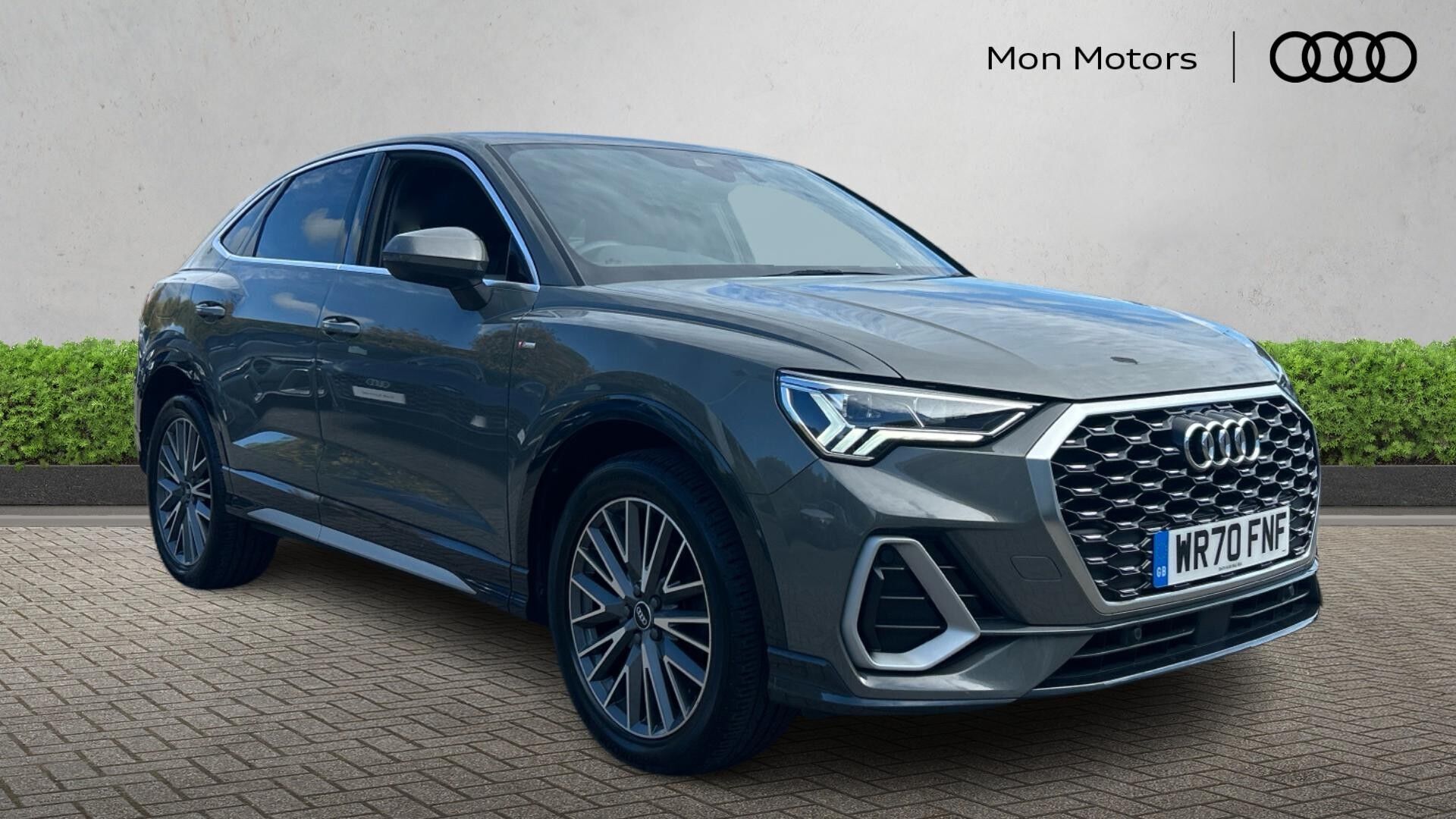 Main listing image - Audi Q3